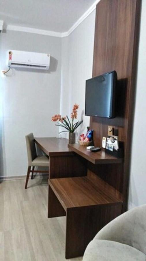 Class Hotel Varginha 瓦尔任阿 外观 照片