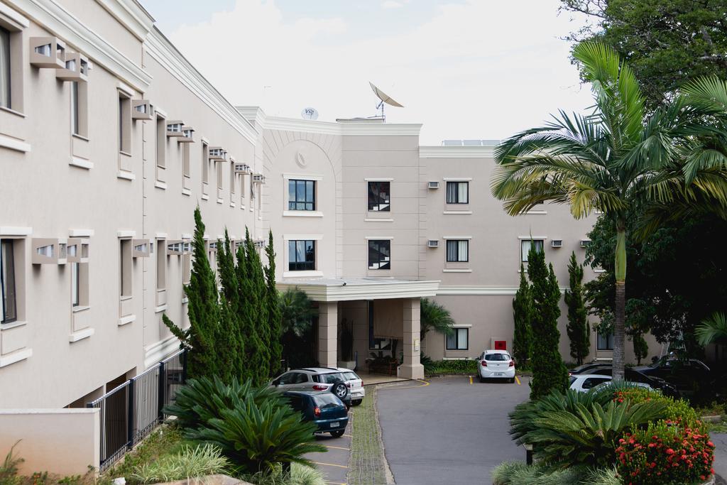 Class Hotel Varginha 瓦尔任阿 外观 照片