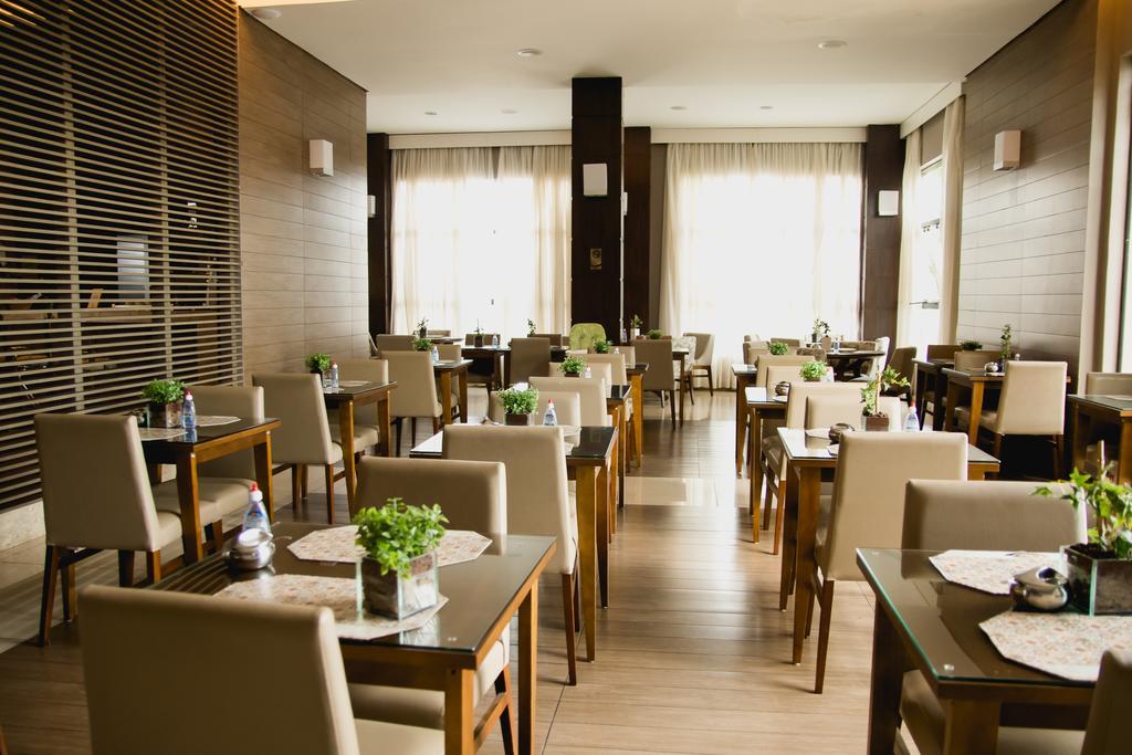 Class Hotel Varginha 瓦尔任阿 外观 照片